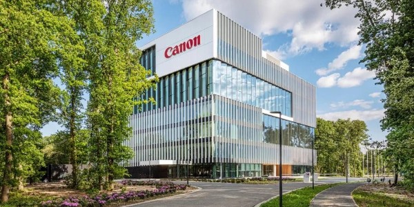 極簡現(xiàn)代 | 多層辦公—— 佳能生產印刷總部