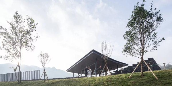 云山之上的大屋頂