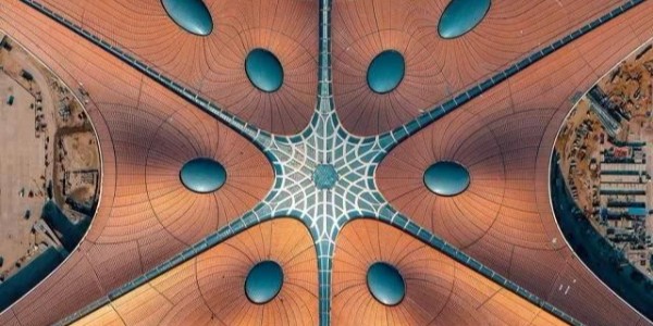 中國(guó)這個(gè)超級(jí)工程，震驚了全球！有63個(gè)天安門廣場(chǎng)大，卻只有8根柱子