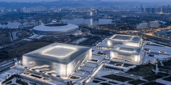 成都東安湖體育公園，形如“CPU”的新地標