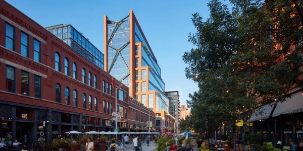 多功能 “工廠型”辦公樓，層層退的露臺(tái)處理手法—— SOM作品